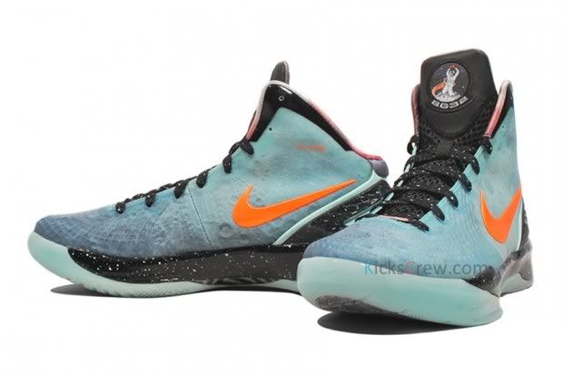 Nike Zoom Hyperdunk 2011 Supreme "Galaxy" Blake Griffin PE Nike Zoom Hyperdunk 2011 Supreme "Galaxy" Blake Griffin PE