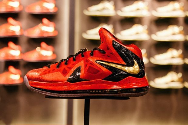 LeBron X P.S. Elite "Championship Pack"
