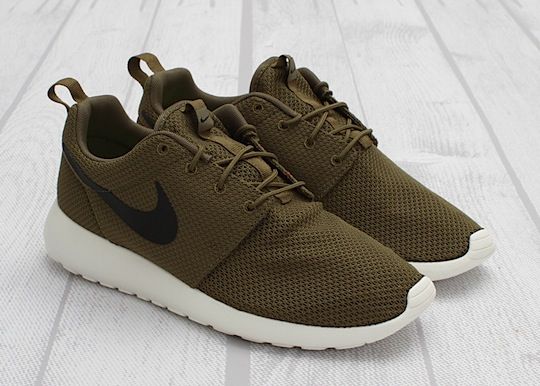 Nike Roshe Run "Iguana" Nike Roshe Run "Iguana"