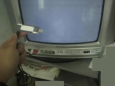 音楽再生信号をチューリップ端子経由でテレビへ