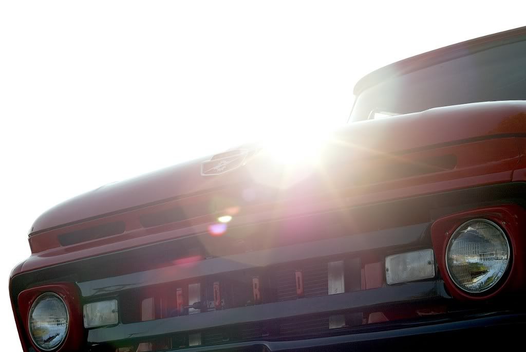 IMAGE: http://i1085.photobucket.com/albums/j425/quiksquirrel/Random%20Photography/Ford1024.jpg