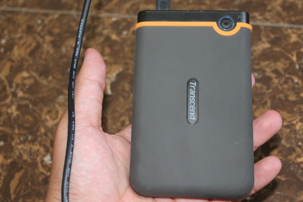 ::::::::::::::::Ổ cứng di động Transcend 640 GB ::::::::::::: - 2