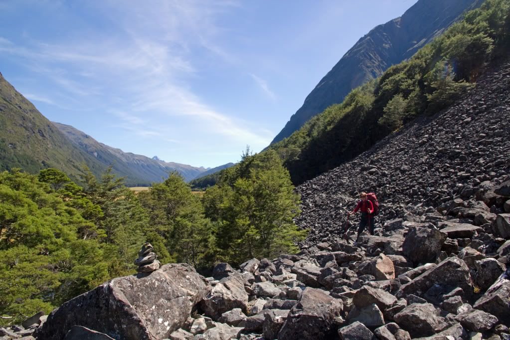 Crossing scree, Greenstone Valley