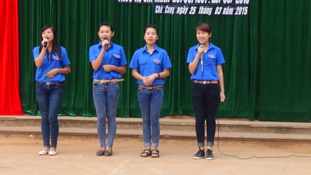 Văn nghệ chào mừng ngày thành lập Đoàn TNCS Hồ Chí Minh