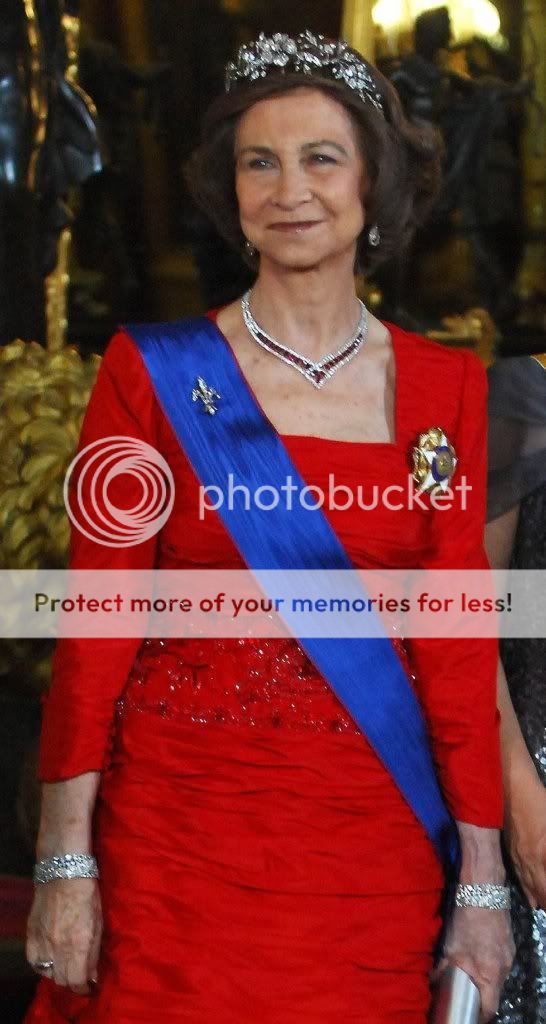 Royal Jewels of the World Message Board: Necklaces